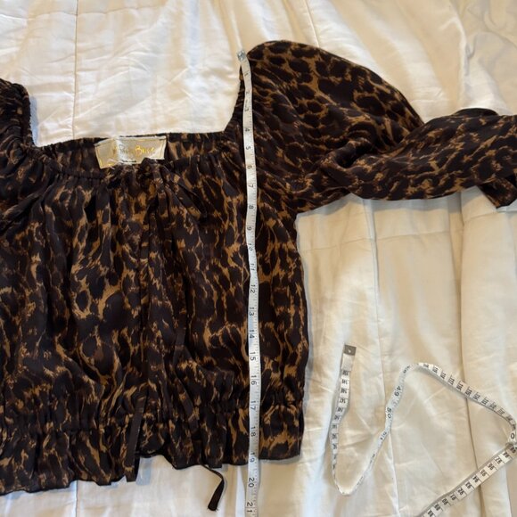 Jen's Pirate Booty Animal Print Top - Picture 5 of 8